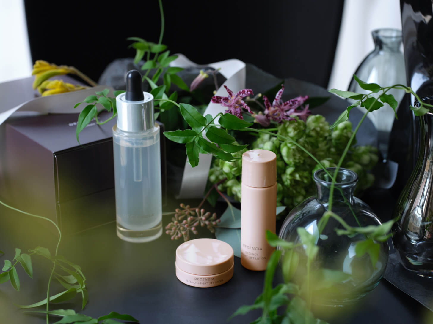 自宅を花でいっぱいにするように。お手入れの充足感を味わって。