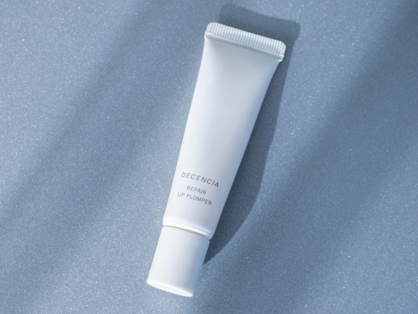 さあ、唇からあなたらしく、若々しい印象へ。ディセンシア リペア リップ プランパー誕生
