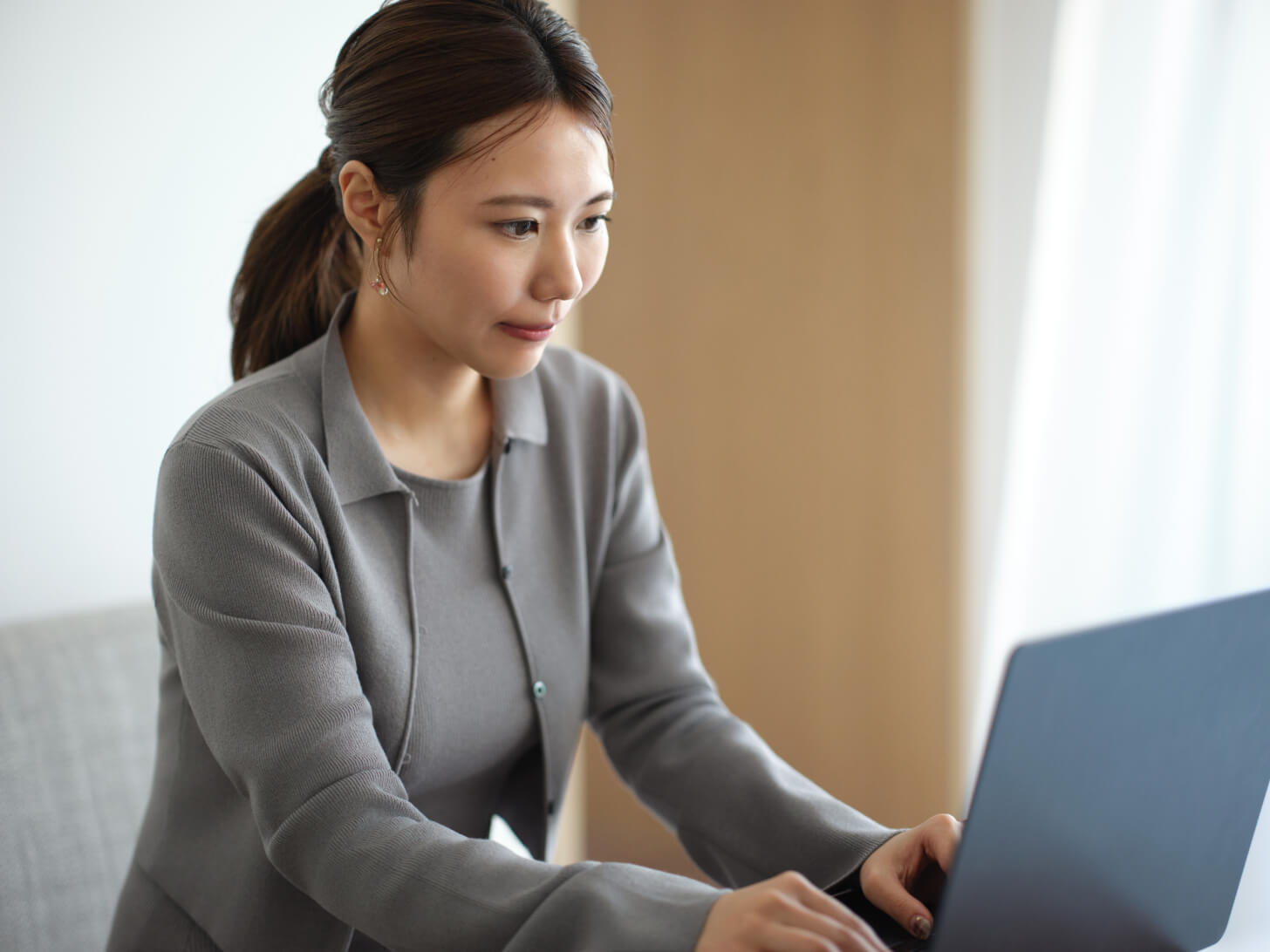 「人と比べないこと」で自分の魅力を再発見してもらいたい。