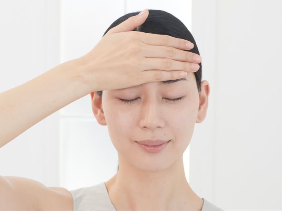 目周り筋トレで額のシワ予防