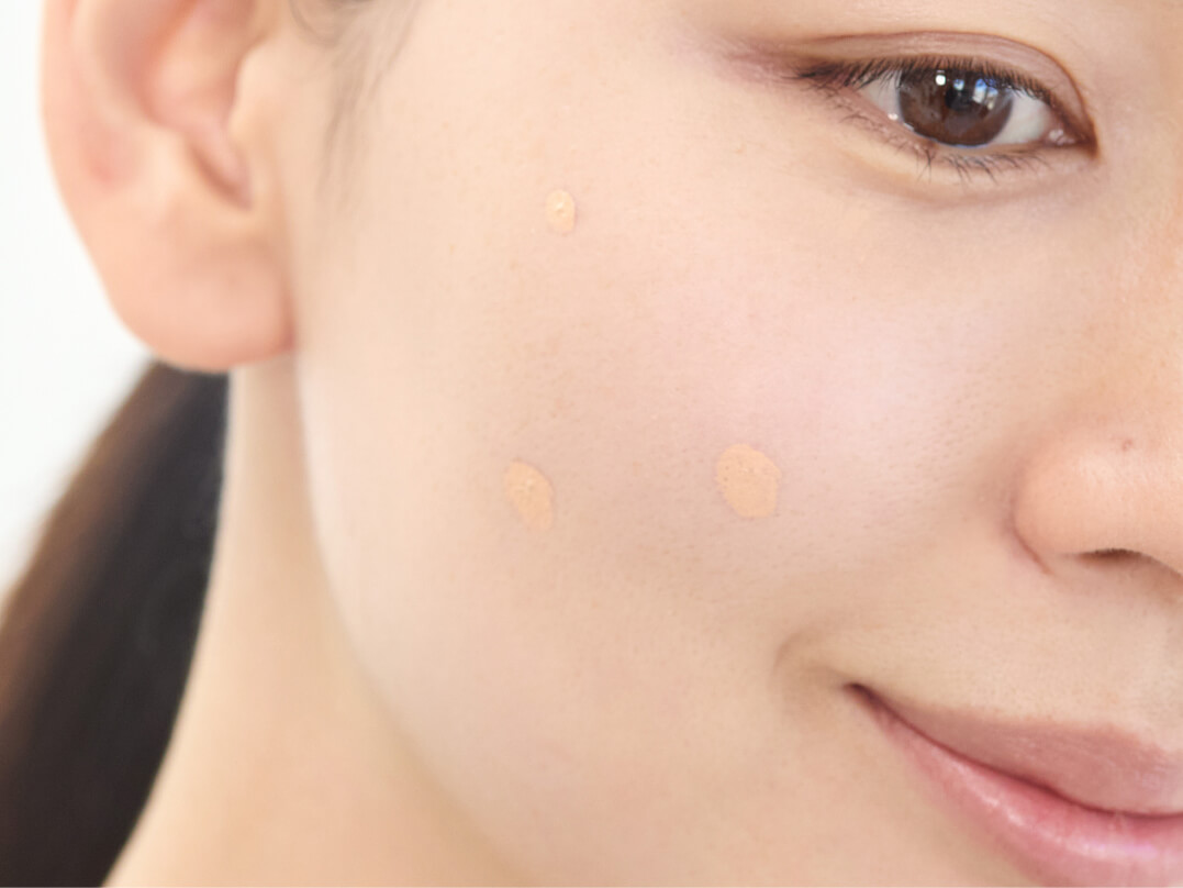 濃いシミは“放置コンシーラー”でカバーするのもおすすめ