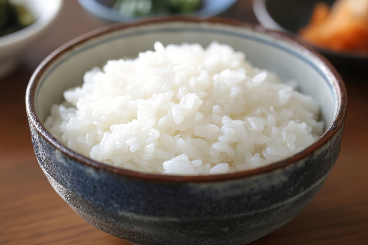 ヒアルロン酸は美容成分の「定食の白ごはん」!?
