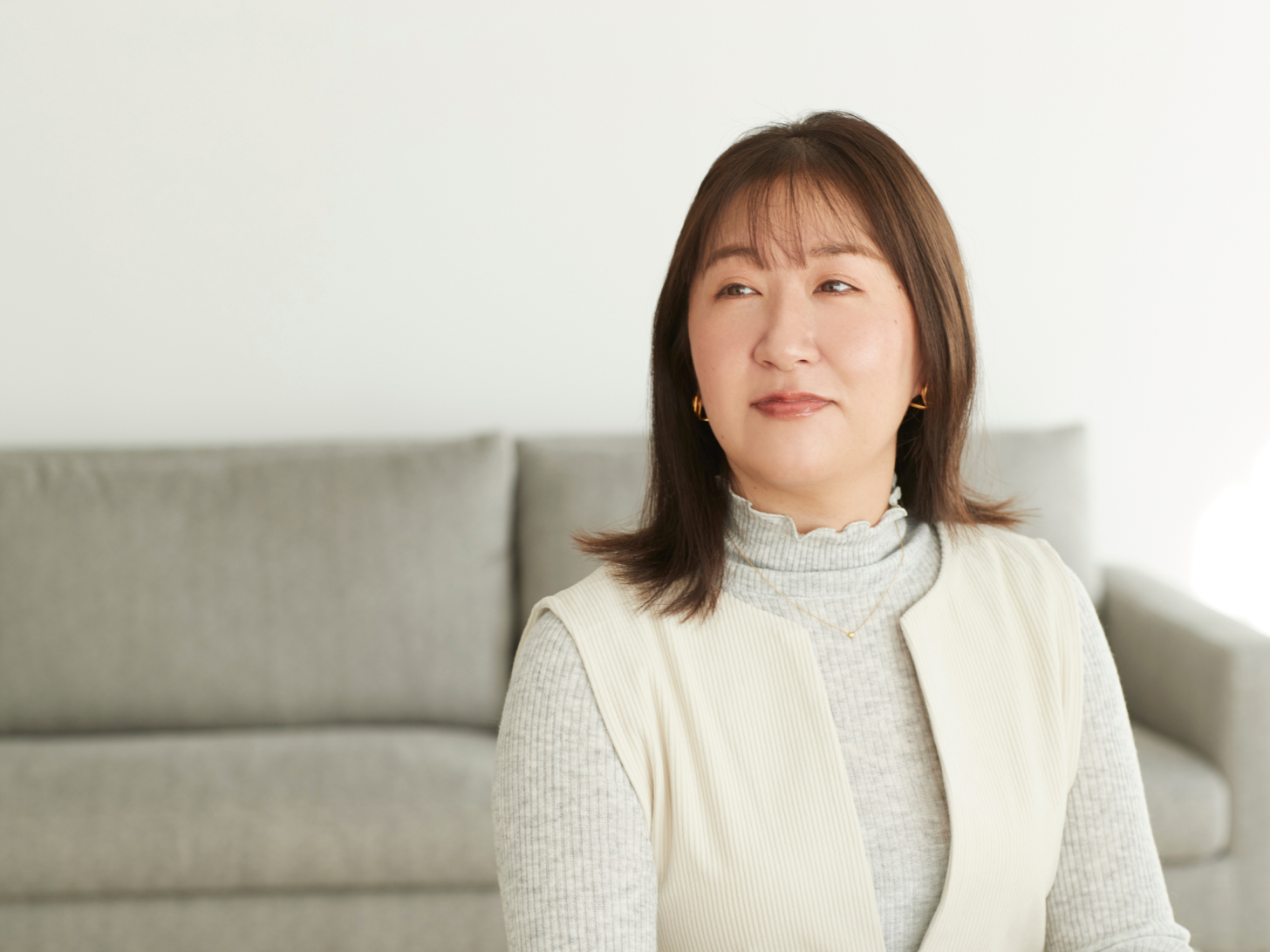 「しっかりとケアをして、どんどん減っていく化粧品を見ると達成感を感じます（笑）」（中村）