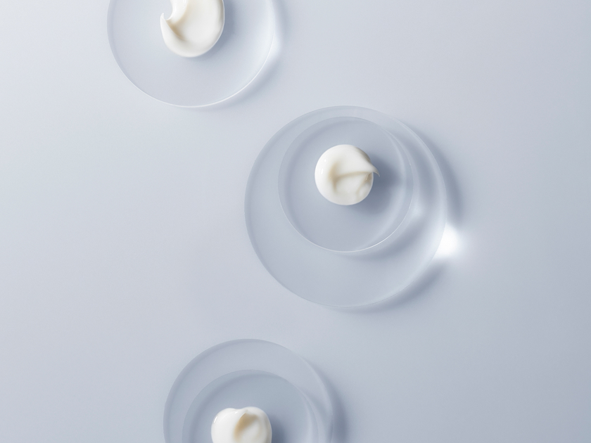 今の自分の肌、好きじゃない…。そんな時こそ、ディセンシア独自技術を