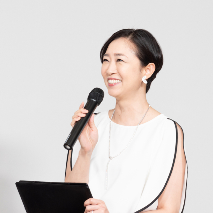 記者会レポート 新世代シワ改善美容液をお披露目